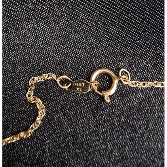 Rare Find Vintage 14K Gold Necklace With Jade CZ Pendant - Picture 5 of 5